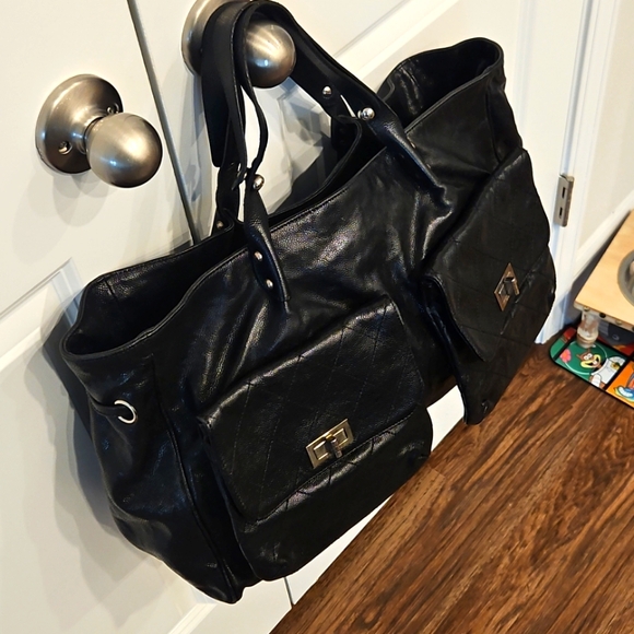 CHANEL POCKETS IN THE CITY BAG JUMBO - Picture 3 of 14